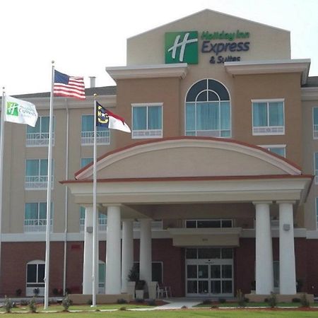 Holiday Inn Express & Suites - Smithfield/Selma By Ihg Zewnętrze zdjęcie