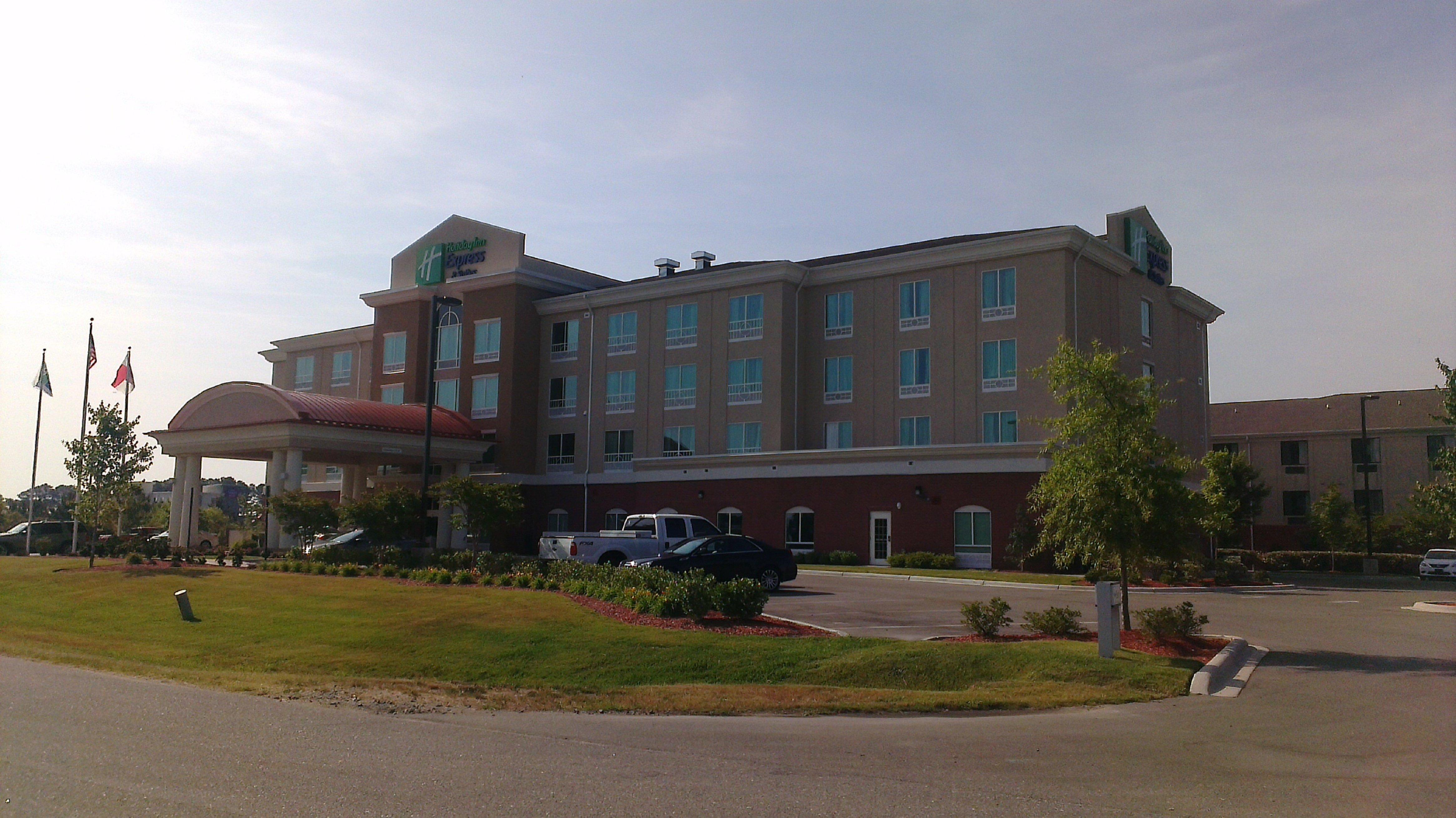 Holiday Inn Express & Suites - Smithfield/Selma By Ihg Zewnętrze zdjęcie