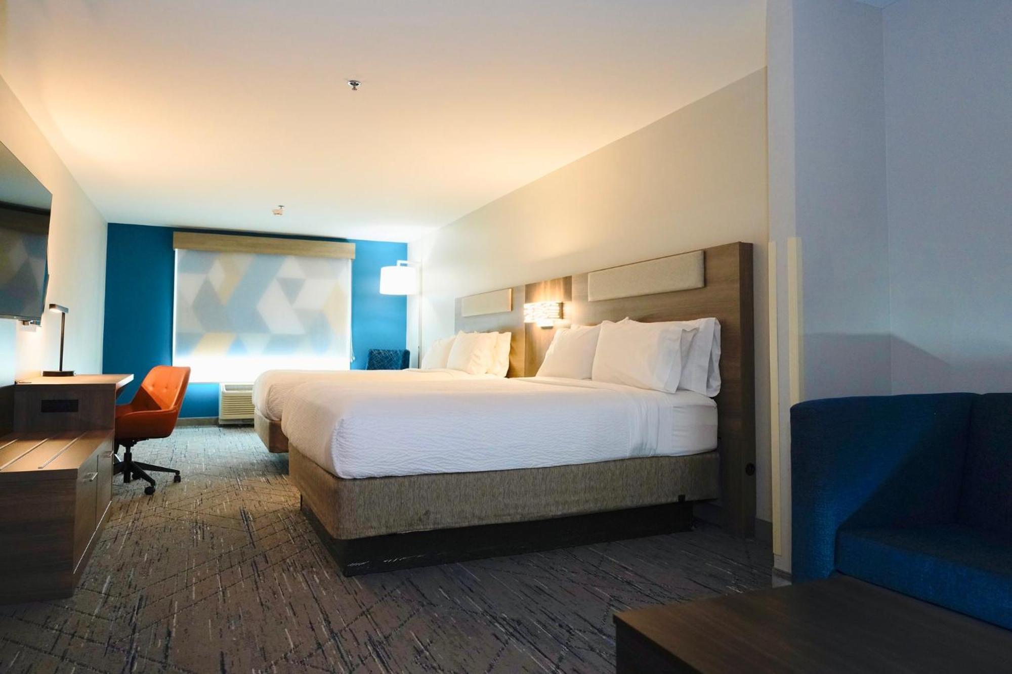 Holiday Inn Express & Suites - Smithfield/Selma By Ihg Zewnętrze zdjęcie