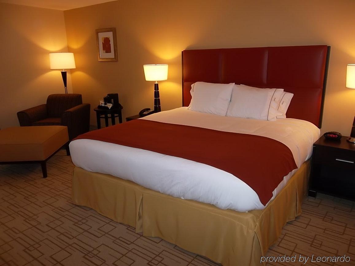 Holiday Inn Express & Suites - Smithfield/Selma By Ihg Pokój zdjęcie